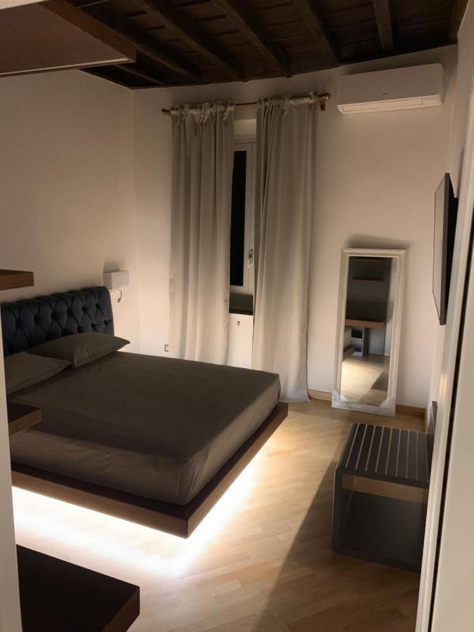 Luxury Coronari Apartment Rom